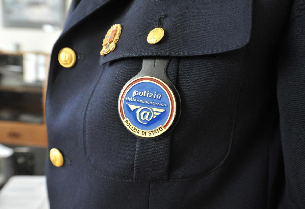 Scoperti e denunciati due truffatori via web