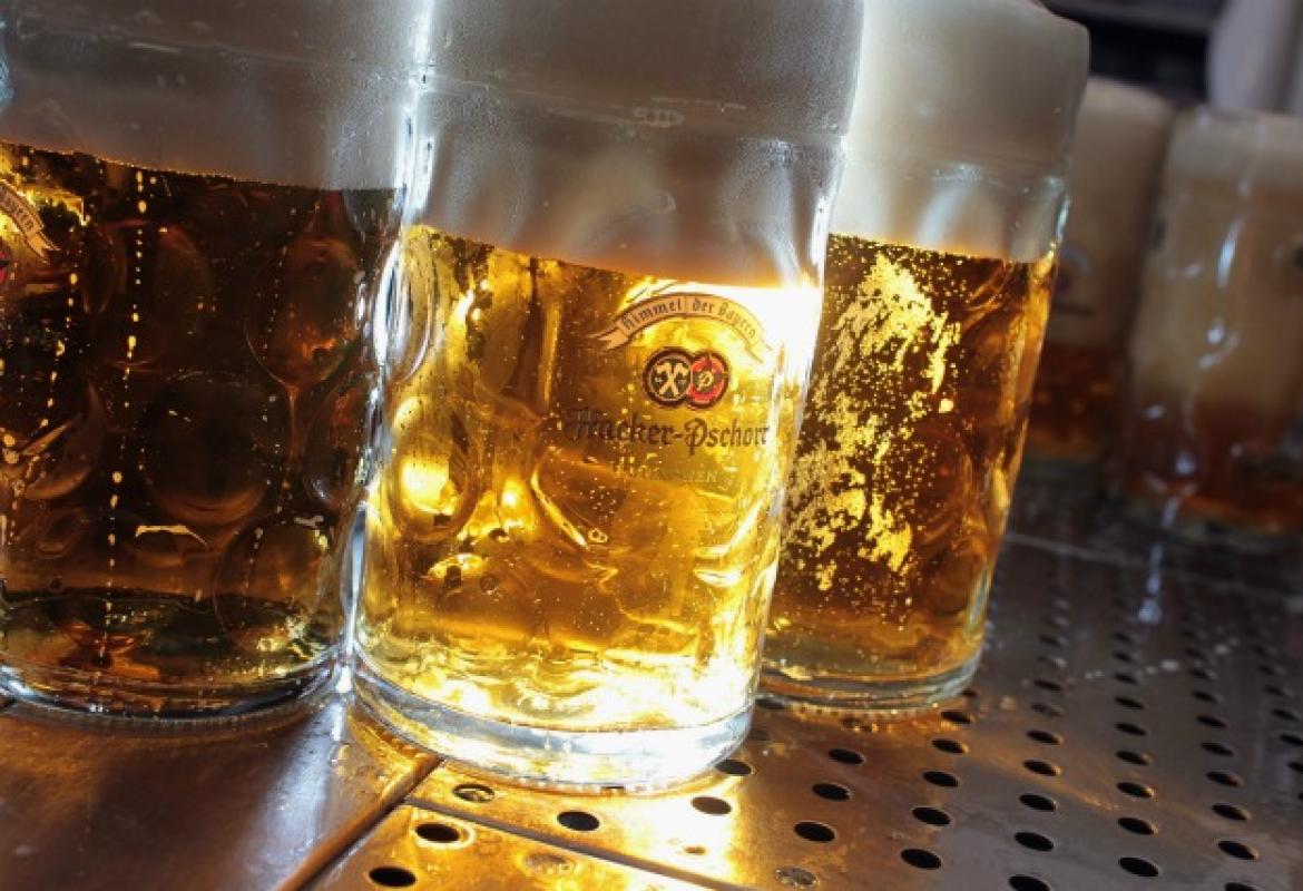 I futuri papà non devono bere alcol