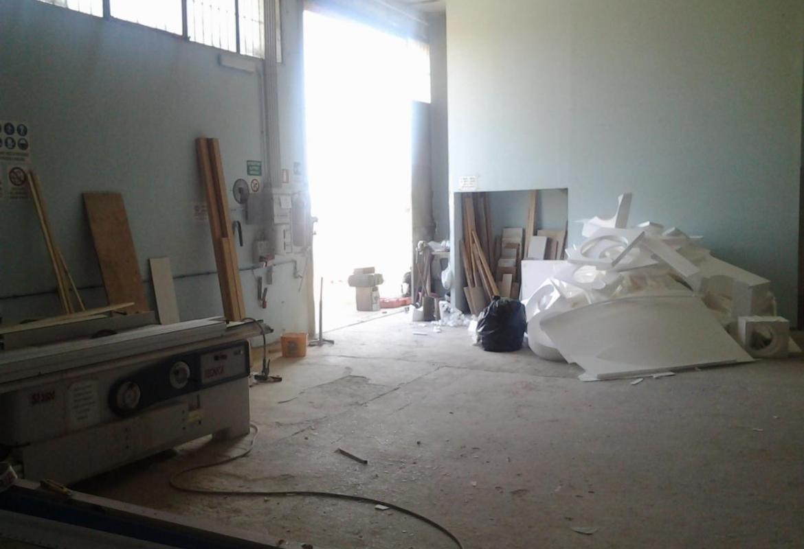 &quot;Non comprate le nostre macchine! Ce le hanno rubate&quot;