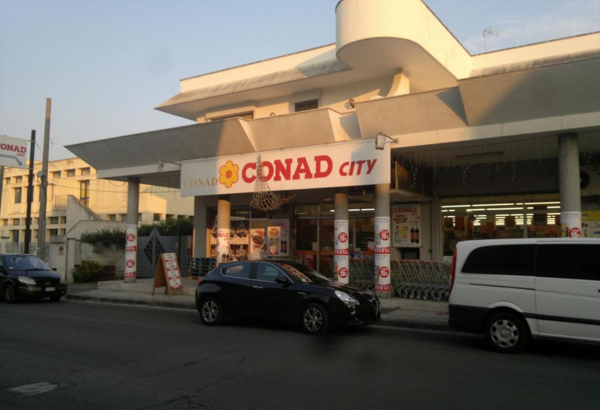 Rapina lampo alla Conad