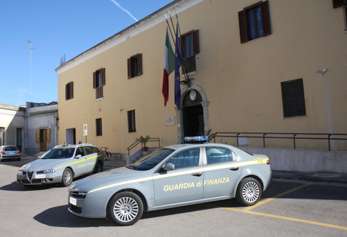 Immigrati ricevono quasi 2 milioni di assegni non dovuti