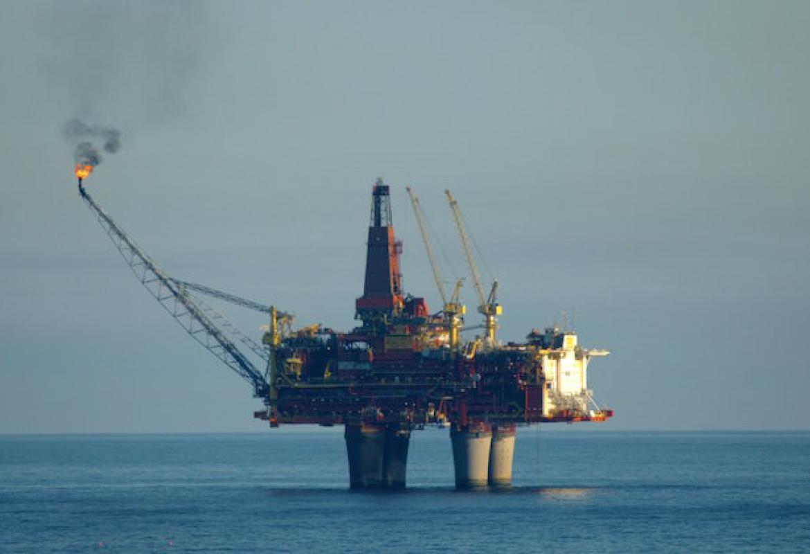 Referendum contro le trivelle in mare, unanimità del Consiglio regionale