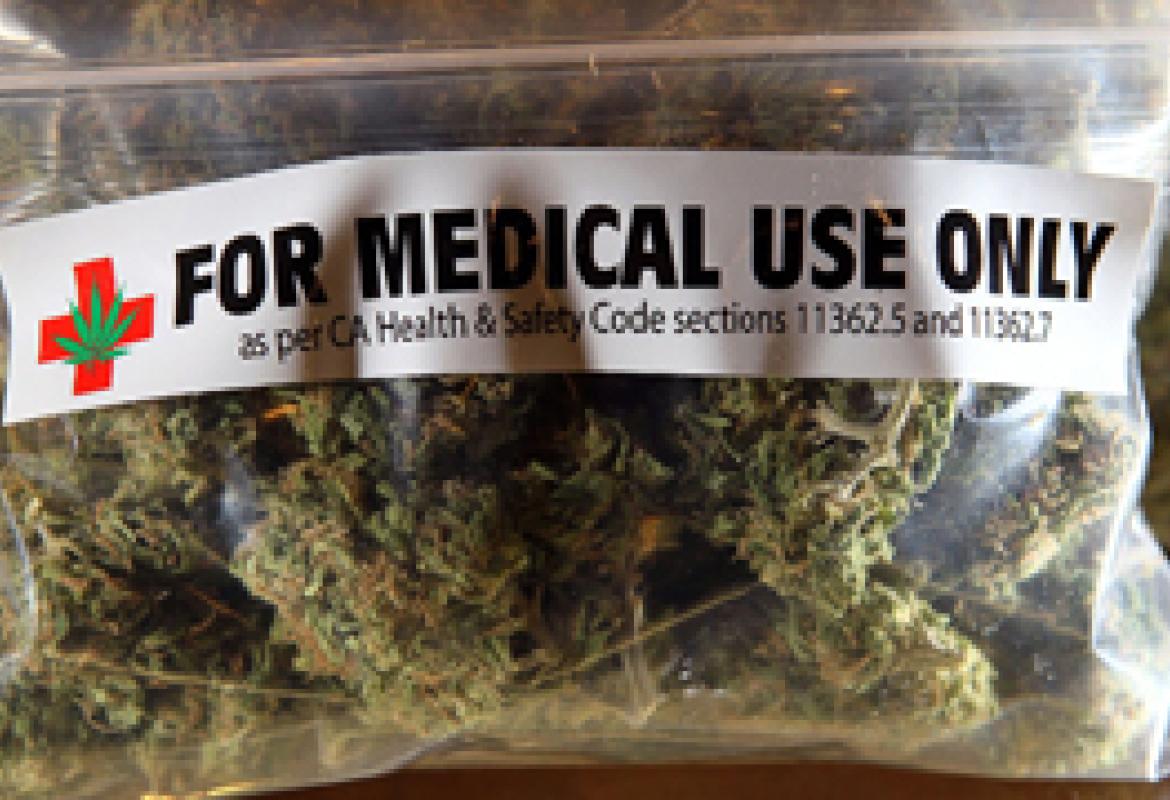 Settanta euro al giorno per curarsi con la marjuana