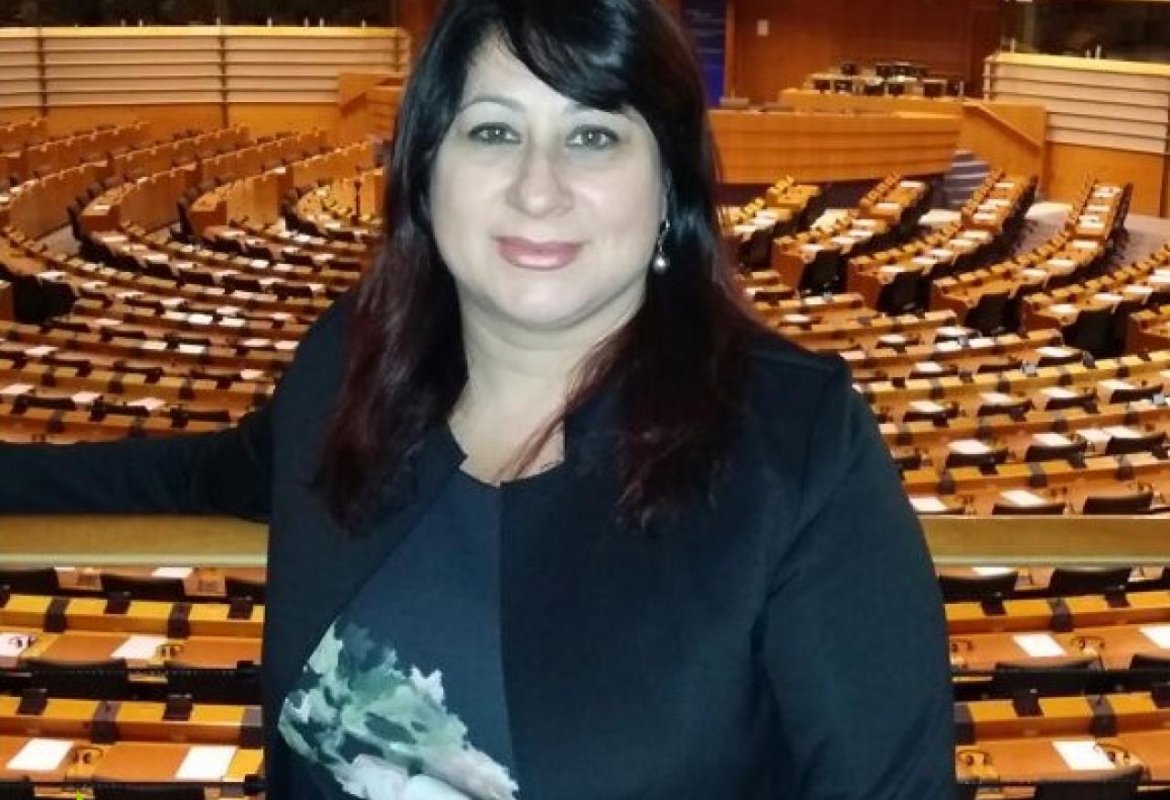 "Sono pronta a pagare di tasca mia la cabina"