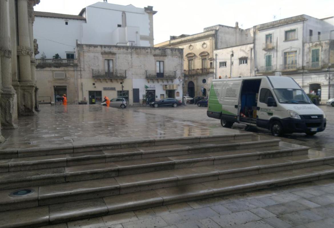 "Alfredo Torrone si dimetta!"