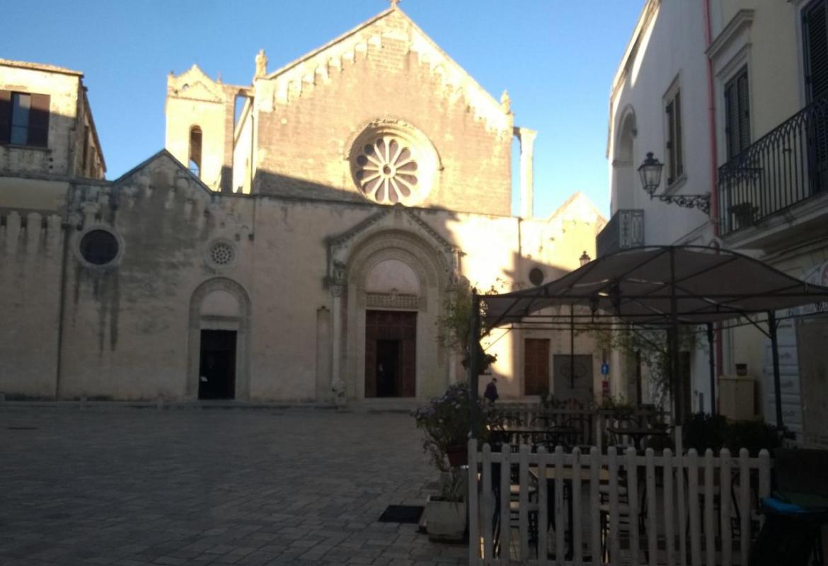 "Tutti i giorni in piazzetta Orsini i turisti hanno bisogno del bagno che non c'è"