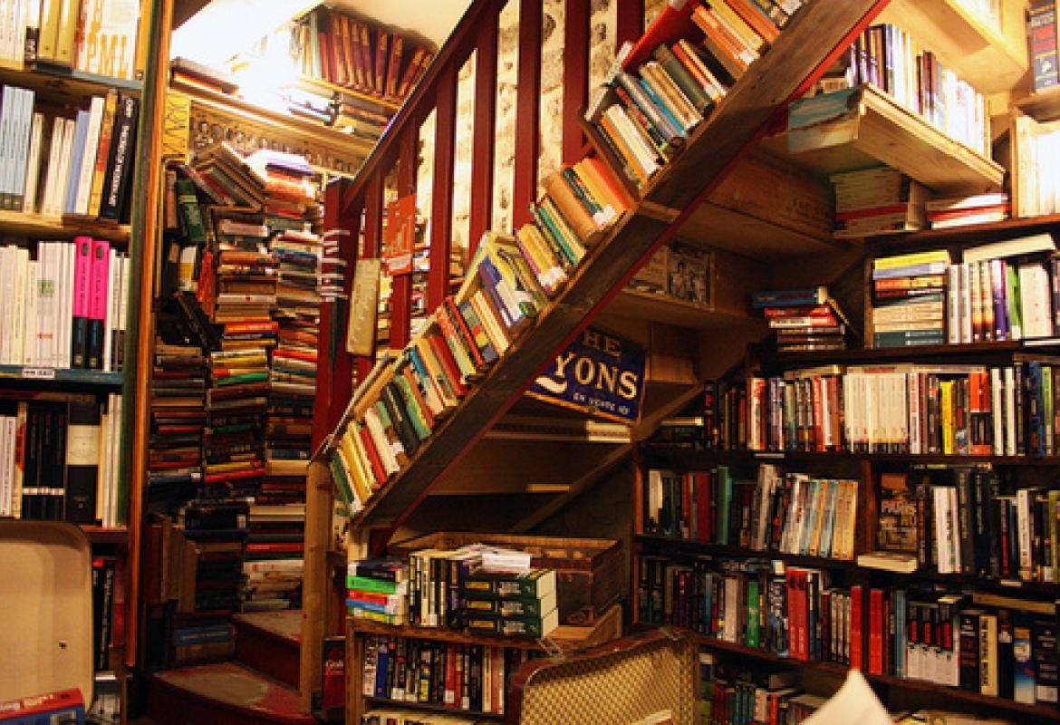 “Shakespeare and company" in Biblioteca