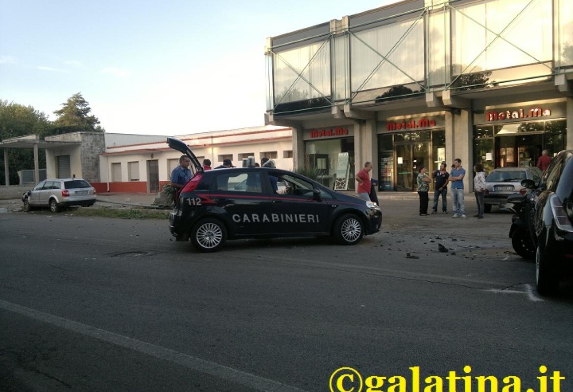 Scontro quasi frontale sulla Sogliano Galatina. Nessun danno grave alle persone