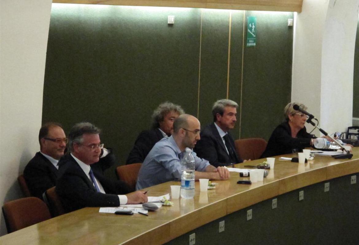 "Ad Antonio De Matteis consigliamo #staisereno"