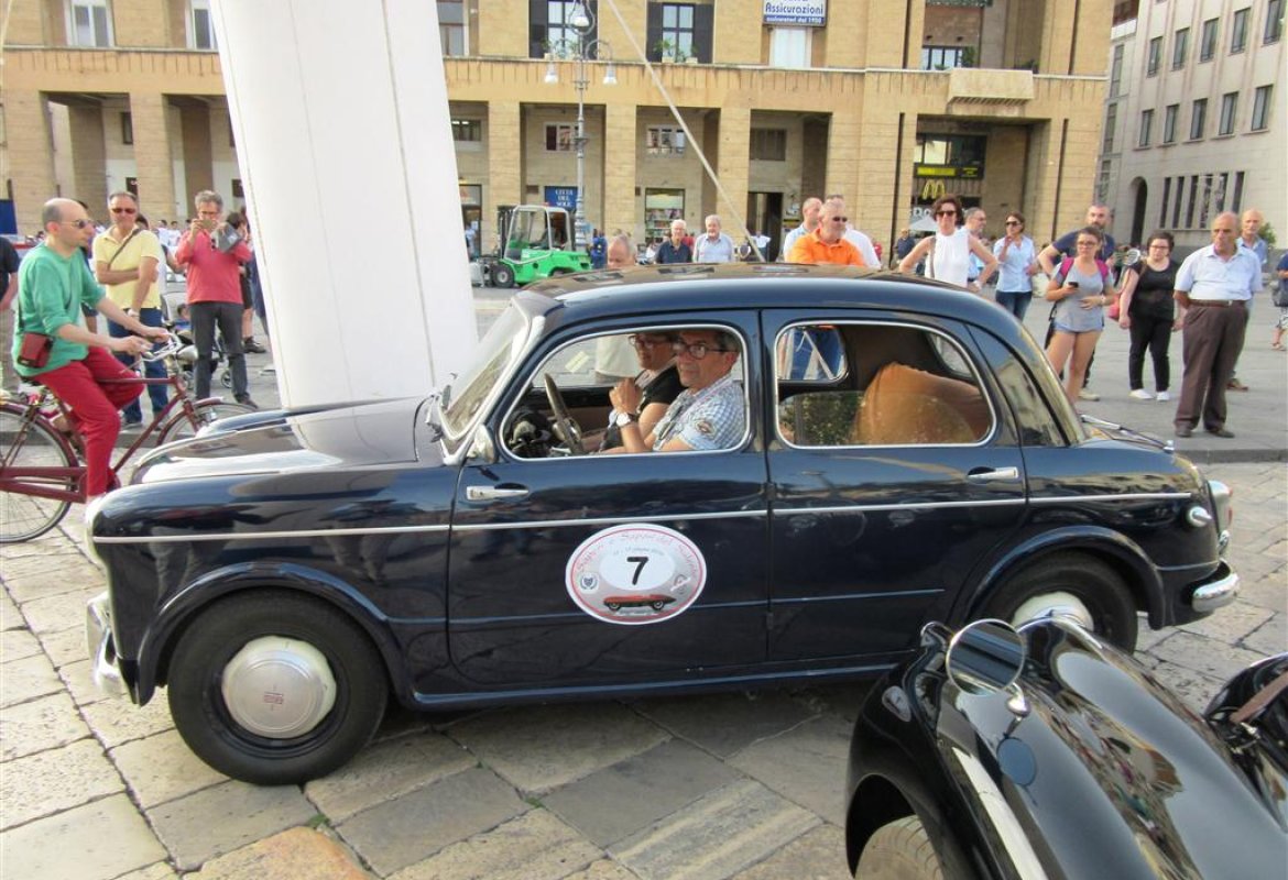 Una  Fiat 1100 del 1953 si aggiudica “Saperi e Sapori del Salento” 2016
