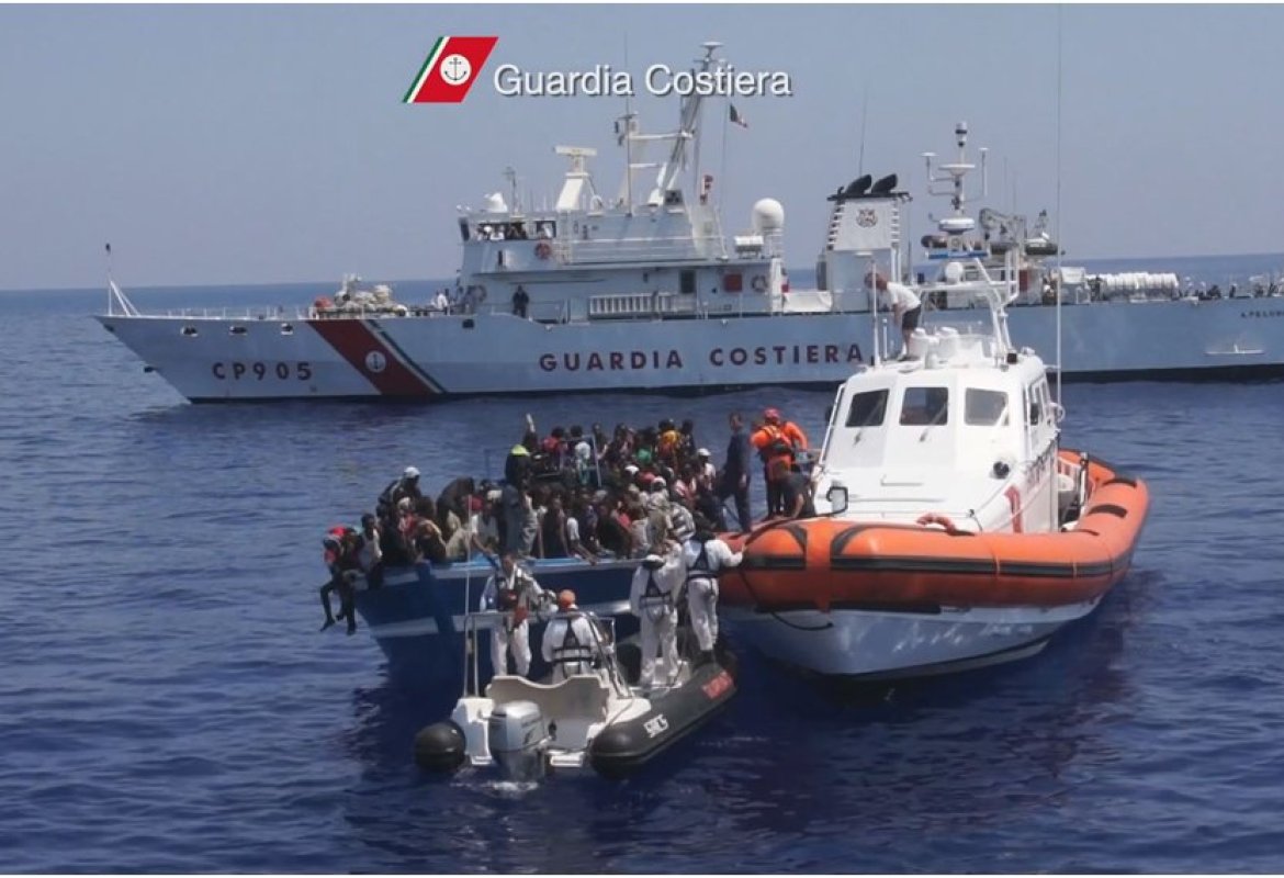 Arriva a Gallipoli "Nave Peluso"