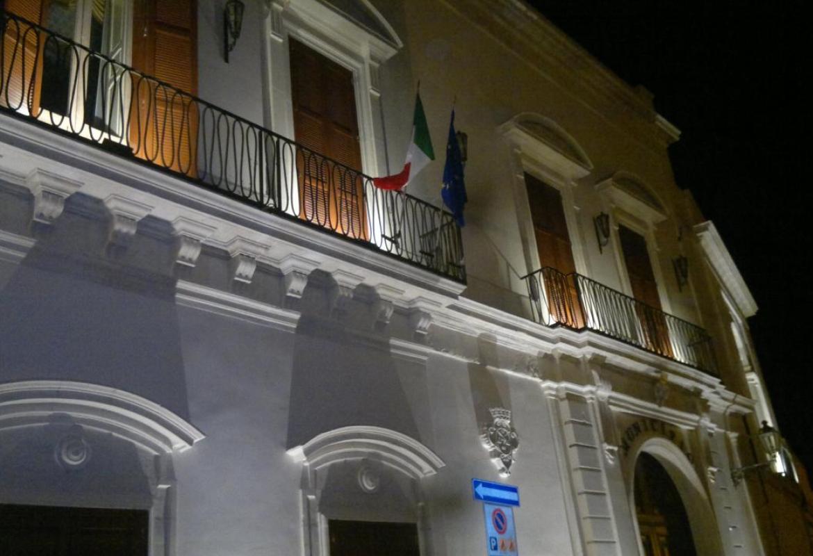 "Cercasi Sindaco che tenga lontani i traditori"
