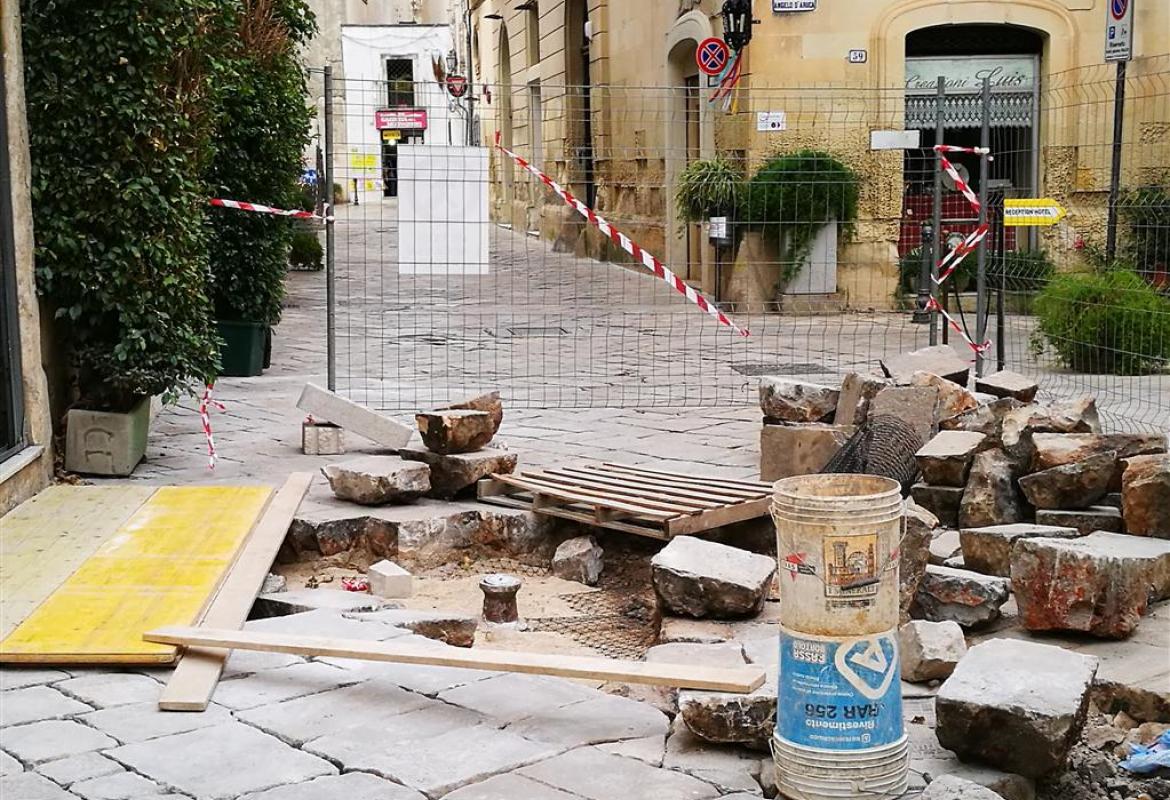 "Siamo contro la chiusura totale del centro"
