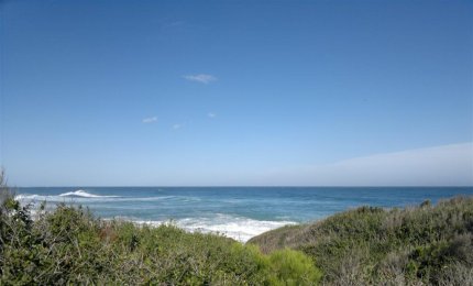 “Mare di mezzo. Alla ricerca dell’armonia tra le voci del Mediterraneo”