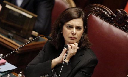  “Oltre le nuvole. A scuola di Europa e legalità”, a Lecce arriva Laura Boldrini