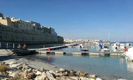 "I pontili galleggianti non dovranno essere smontati", il Tar dà ragione al Comune di Otranto