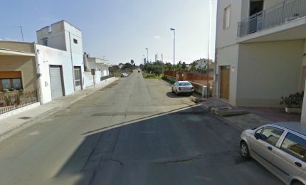 'Fermate i bolidi di via Corigliano!' L'accorato appello di un padre alle Forze dell'Ordine