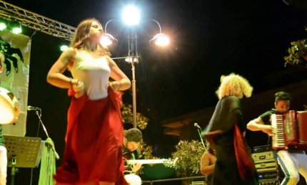 Pizzicati int’allù Core CJS e Nui…Niusciunu a Cursi per La Notte della Taranta