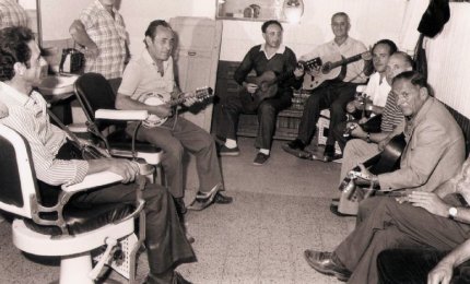 Dopobarba, armonie con i mandolini profumate dalle barberie, a Soleto per l'Altra Tela