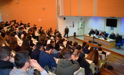 Cinquanta aziende per ottocento ragazzi
