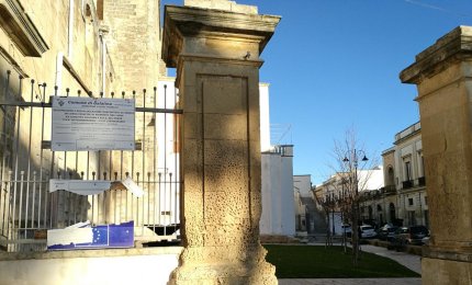 Geometri, per cortesia, portate via quel cartello!