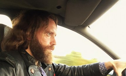 “Wanderlust – un viaggio a più fermate”