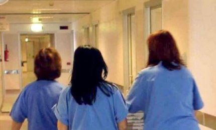 "Stabilizzare gli infermieri precari"