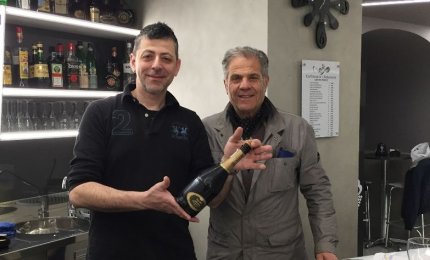 Riapre l'Oasi bar e festeggia i suoi primi 50 anni