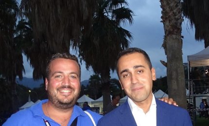 Il M5S di Galatina in piazza per illustrare il programma del futuro governo