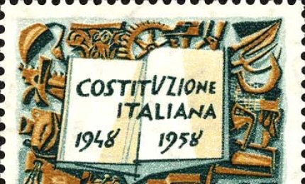 La storia d'Italia dalla Costituzione ad oggi attraverso i francobolli, una mostra filatelica a Galatina