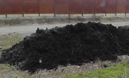 M5S, "Vogliamo impianti di compostaggio aerobici pubblici di taglia inferiore a 20mila tonnellate"