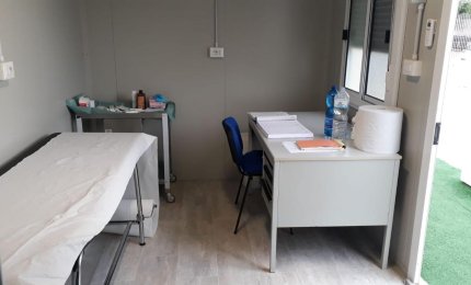 Ambulatorio ASL nel campo di accoglienza di Boncuri