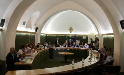 Polemiche ed accuse dopo il Consiglio comunale aperto dedicato all'Ospedale di Galatina