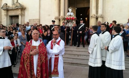 "Faccio gli auguri più sinceri al nuovo parroco e prego per lui"