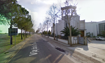 Nuovi pali in viale Ippolito De Maria