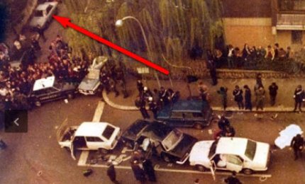 "Sedicidimarzo" svela la targa della Fulvia di via Fani