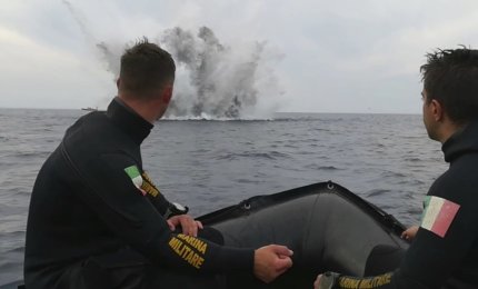 I palombari della Marina neutralizzano due pericolosi ordigni esplosivi all'Isola d'Elba