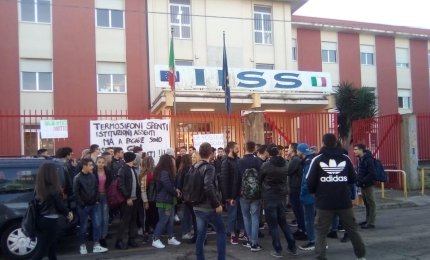 "Condizioni igieniche inaccettabili, la Provincia intervenga al 'Falcone e Borsellino' di Galatina
