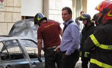 Quasi certa l'origine dolosa del fuoco in via Beato Angelico