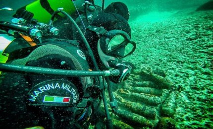I Palombari del Gruppo Operativo Subacquei della Marina Militare neutralizzano, solo in Gennaio, oltre 1300 ordigni 