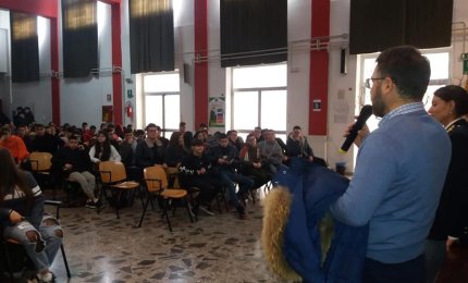 Battere il cyberbullismo si deve e si può