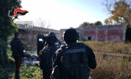 Spari nella ex-concessionaria, intervengono i Sos dei Carabinieri ma erano solo petardi
