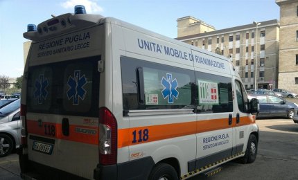 Fa un 'volo' di cinque metri precipitando da un balcone Dodicenne salva per miracolo
