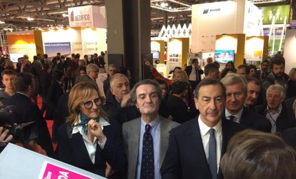 Come realizzare marciapiedi che emettono luce