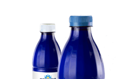 Un risparmio di 600 tonnellate con le bottiglie blu realizzate per il 50% di plastica riciclata 