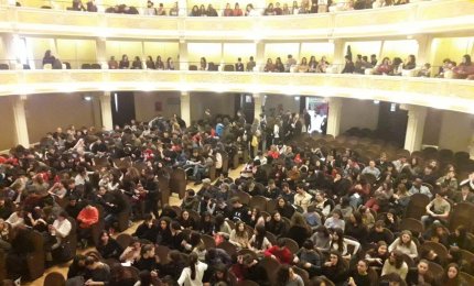 “Adulti e Vaccinati – Io non credo nella Scienza"