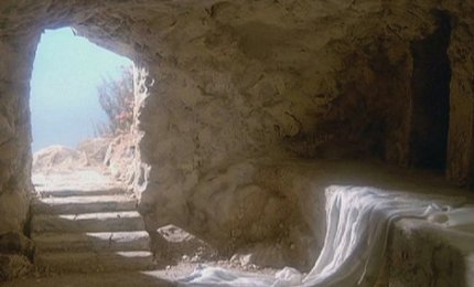 "Vide le bende per terra"