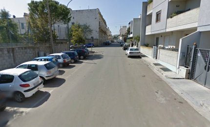 "Quel parcheggio libero in via Latina ci porta solo danni"