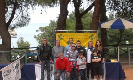  A Pugnochiuso per riportare la Tennis Cup a Galatina