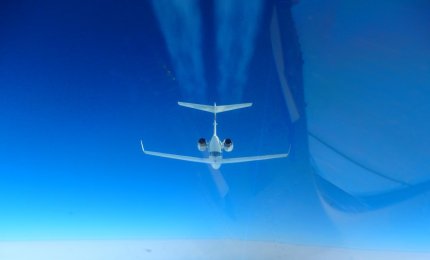 Aereo israeliano perde il contatto radio e caccia italiano lo scorta fino al confine